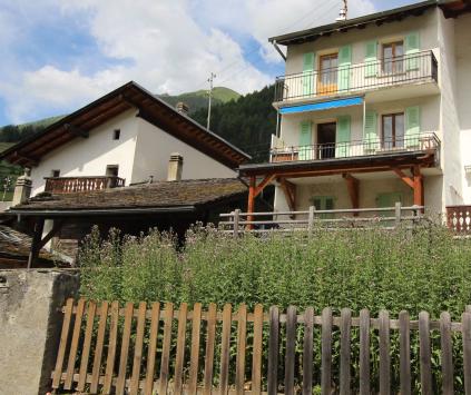 Liddes, Valais - Maison villageoise 8.0 pièces 135.00 m2 CHF 460'000.-