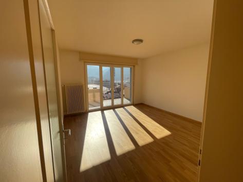 Sierre, Vallese - Ultimo piano 3.5 Stanze 83.67 m2 CHF 340'000.-