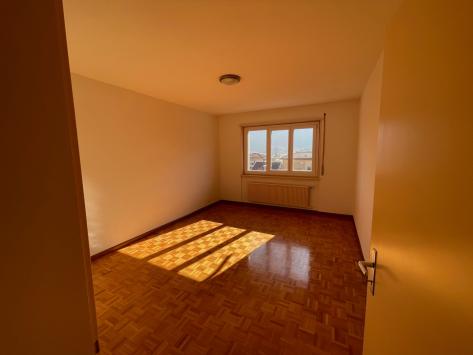 Sierre, Vallese - Ultimo piano 3.5 Stanze 83.67 m2 CHF 340'000.-